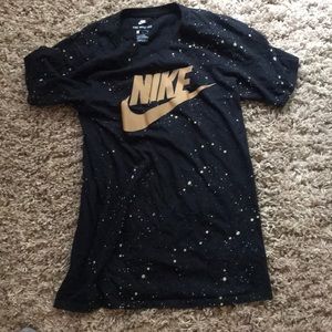 nike tee